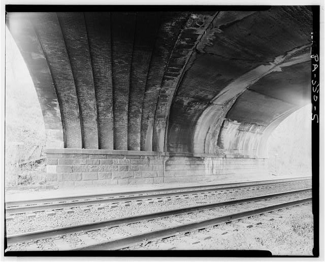 5. UNDERSIDE, LOOKING WEST. - Connecting Railway, Reading Railroad Overpass,