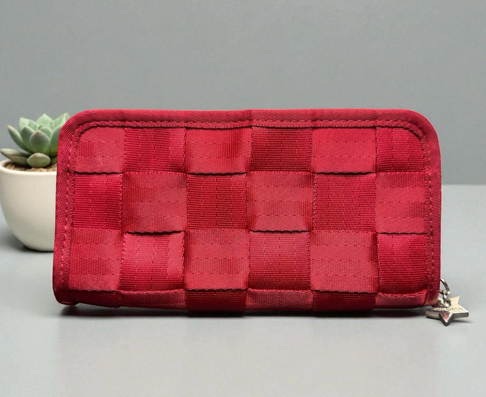 HARVEY'S Seatbelt Classic Red Wallet Clutch Bag  7.5 x 4