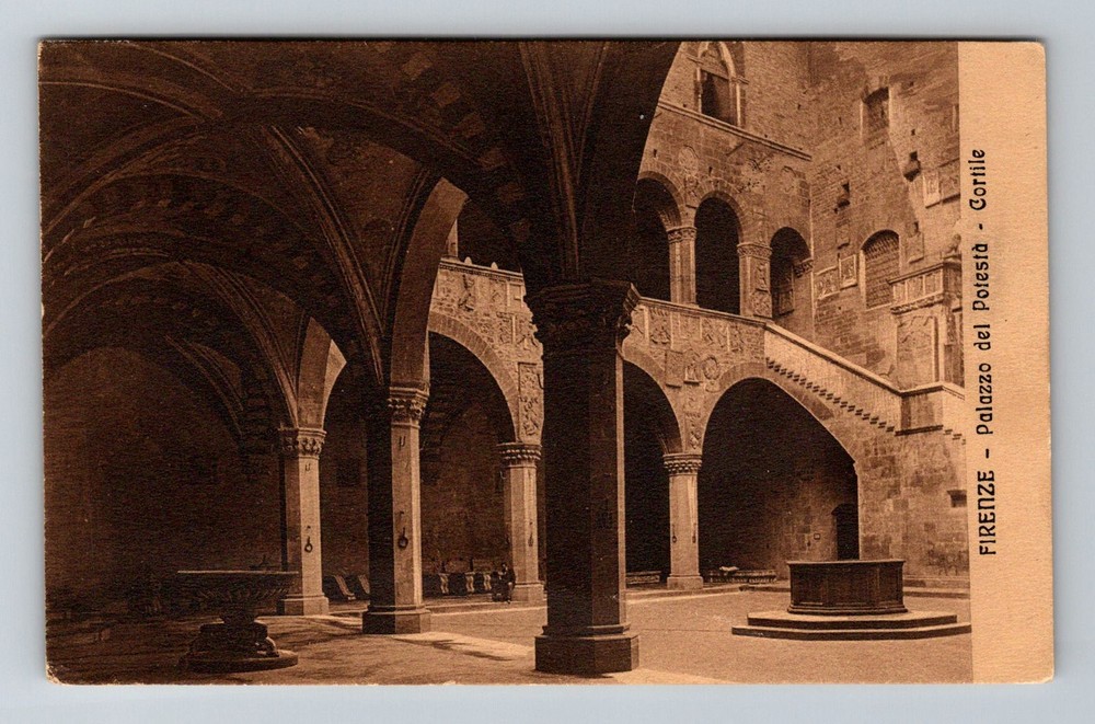 Italy- Florence Palace Courtyard Of Chief Magistrate Old Vintage c1913 Postcard