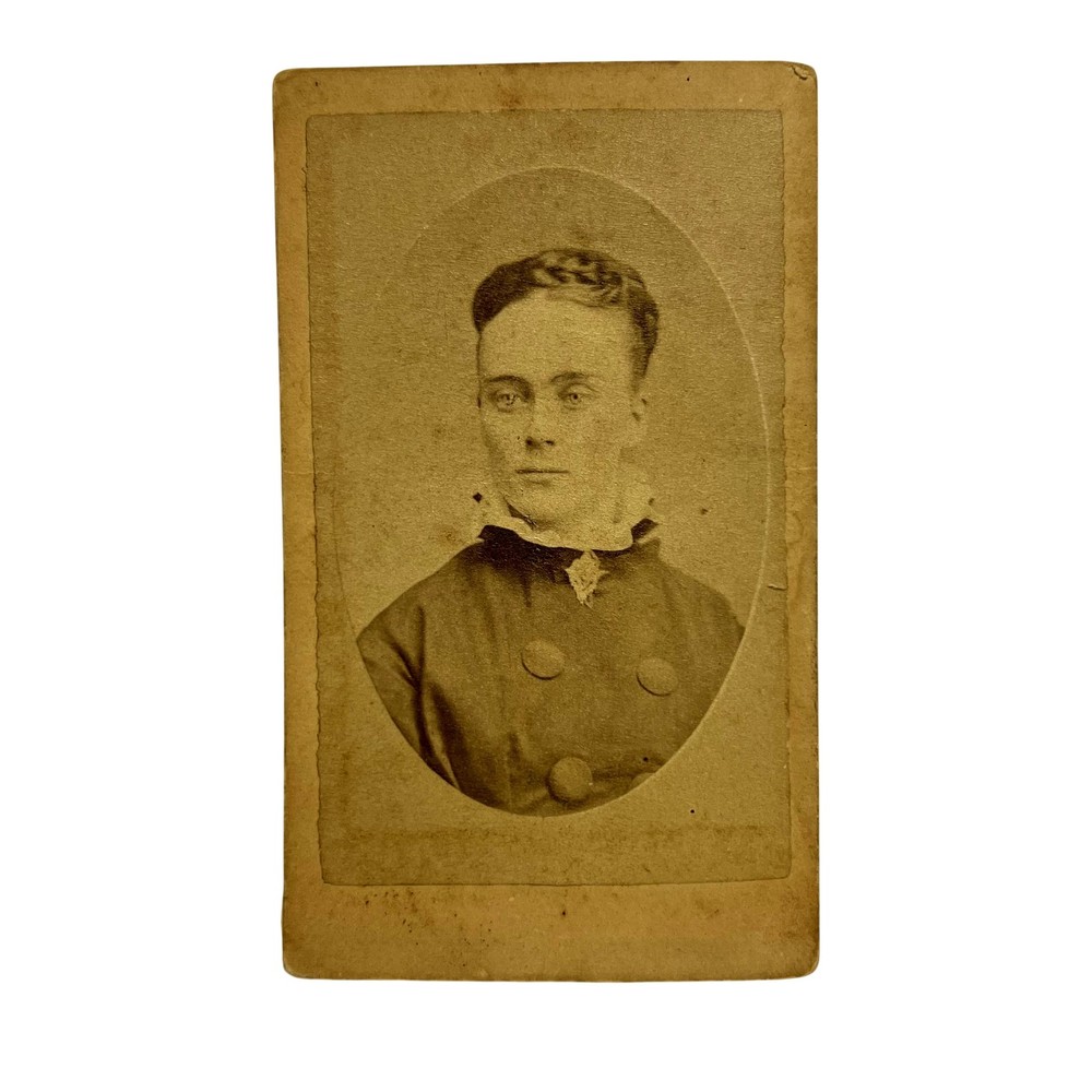 Vintage Victorian CDV Photo Young Woman Portrait Albumen Carte De Visite Sepia