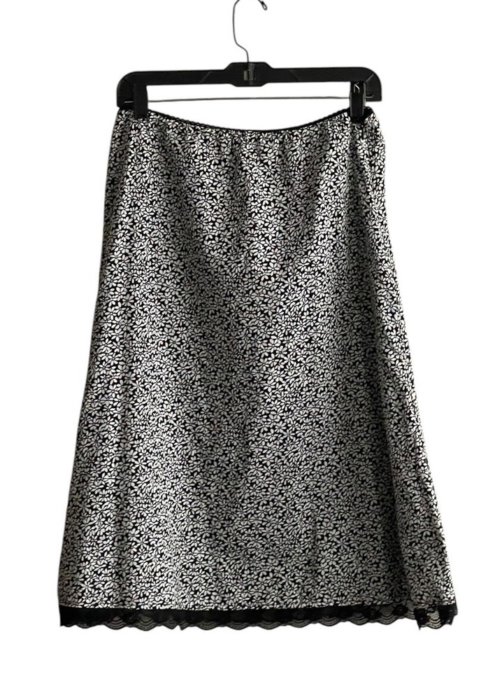 Elementz Women A line Knee Length Skirt Large Black White Floral Lace Trim