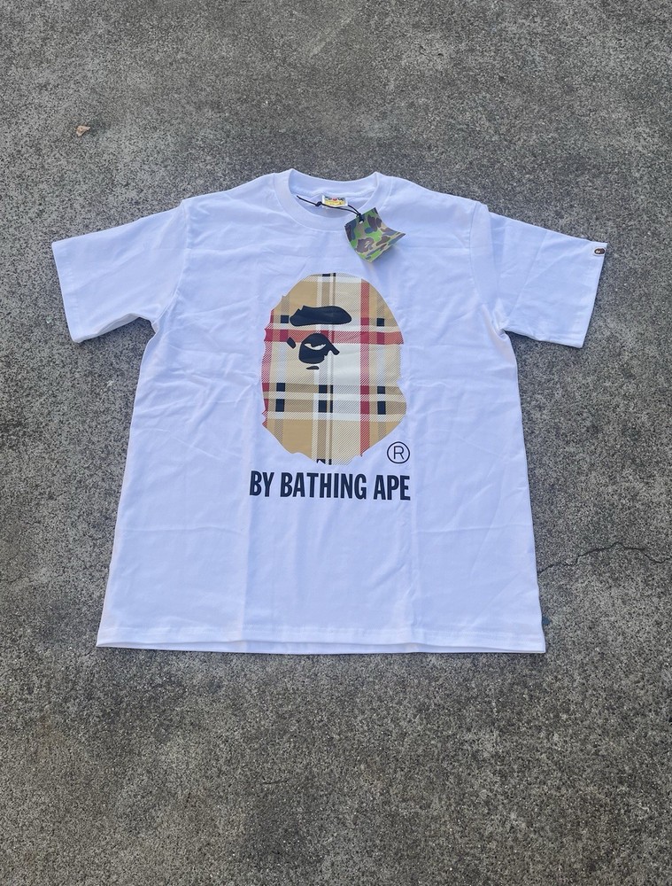 BAPE  A Bathing Ape Short Sleeve Tee Shirt White Size Large