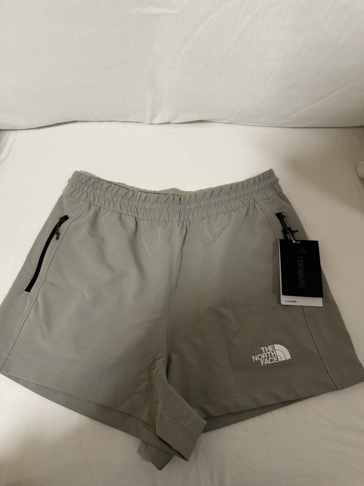 The North Face Tekware FlashDry Women’s Athletic Shorts size L