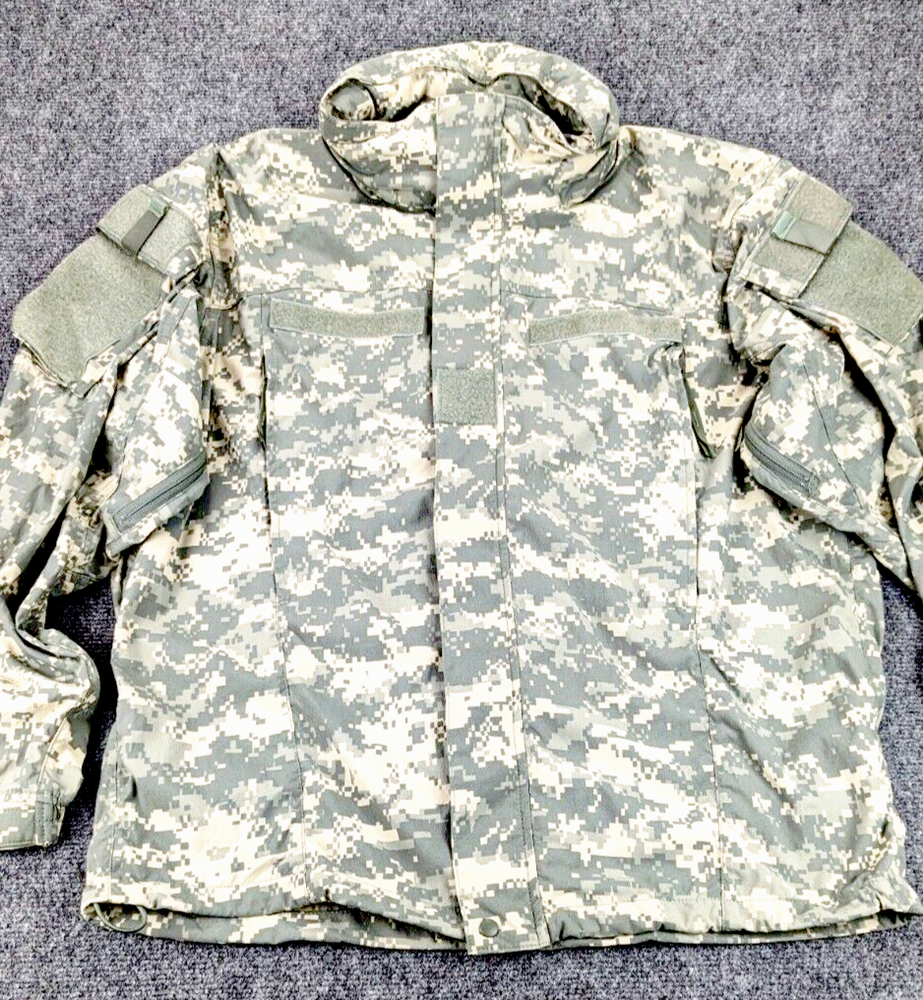 Military Soft Shell Cold Weather Jacket Medium Size Multicam Camo Hooded Jacket