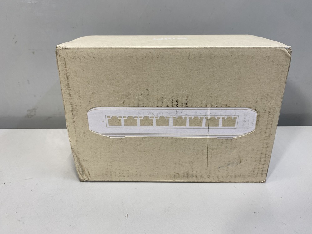 UniFi Switch Lite 8 PoE, 8-Port White, USW-Lite-8-PoE