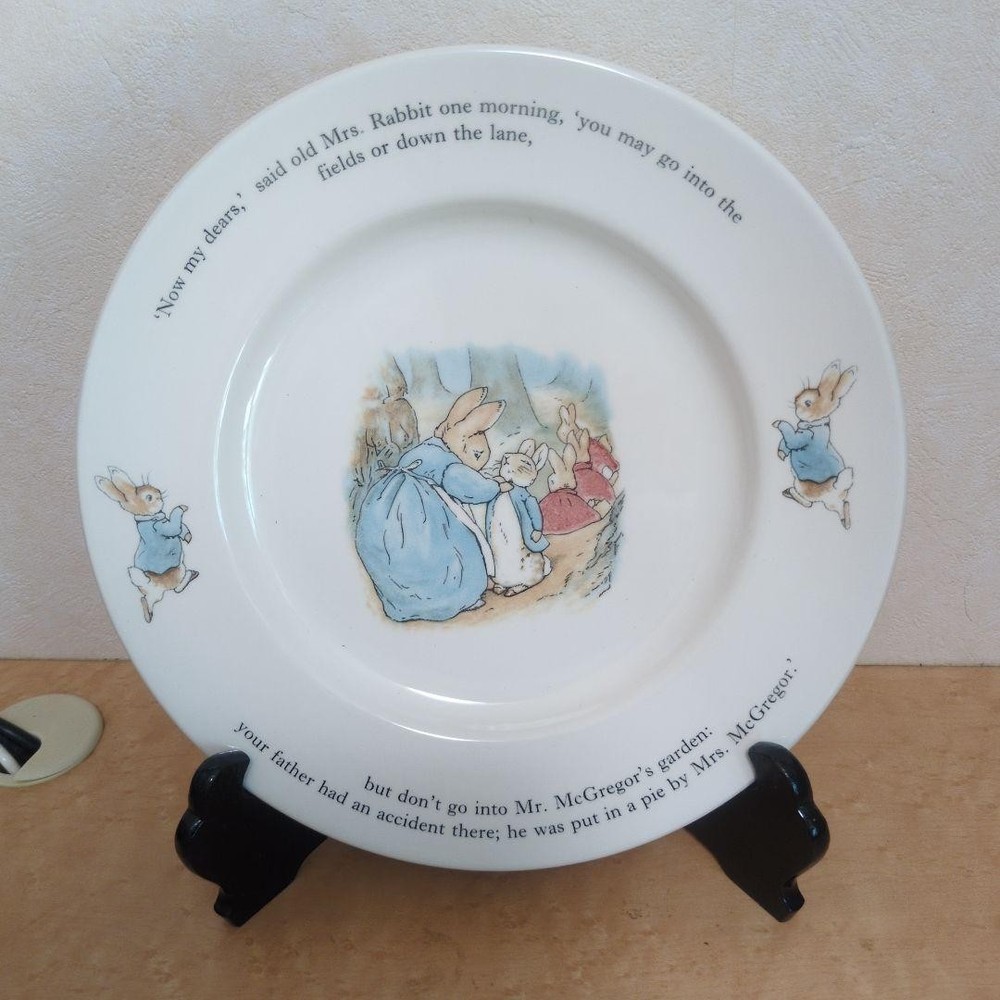 Wedgwood Peter Rabbit Plate 25cm Porcelain Boxed Unused