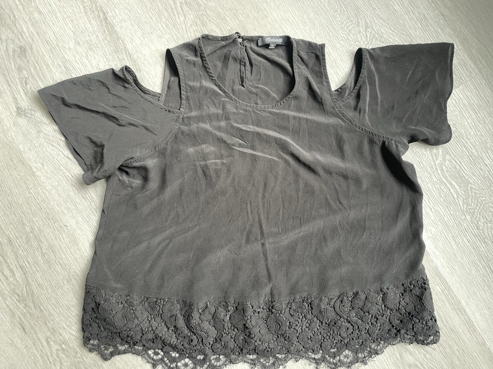 Madewell Women’s 100% Silk Black Cold Shoulder Short Sleeve Top W/ Lace Size XS