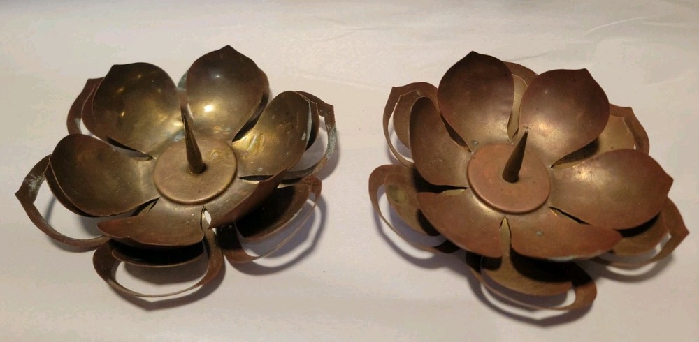 2 VTG Metal Lotus Flower Candle Holders Rose Brass Tone Hong Kong