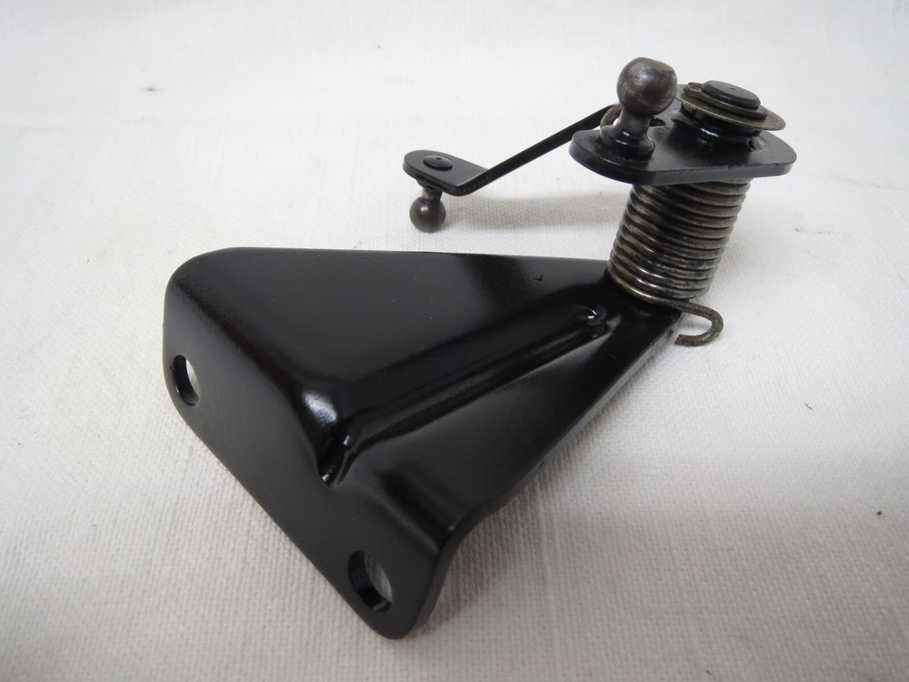 1982-1994 Alfa Romeo Spider S3 S4 OEM Throttle Rod Bell Crank Linkage