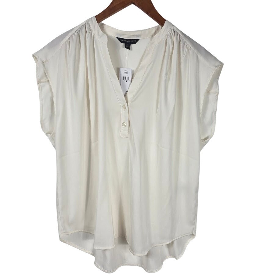 Banana Republic Blouse Womens M Ivory Chic New V-Neck Cap Sleeve Pullover Top