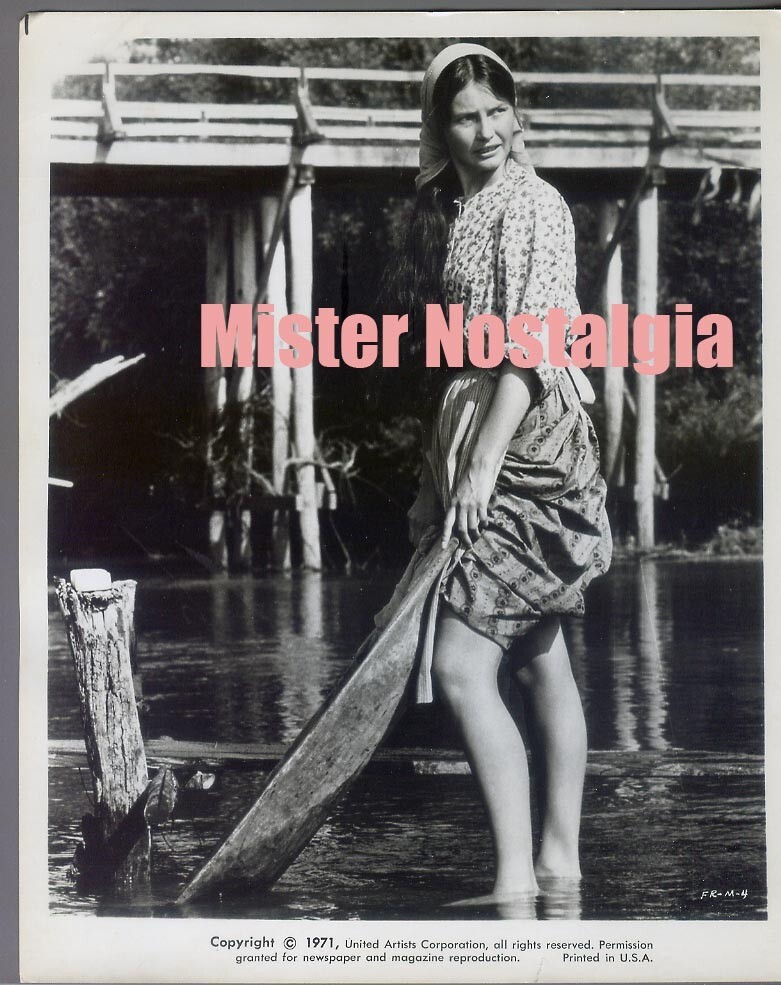 Vintage Photo 1971 Rosalind Harris fiddler On The Roof