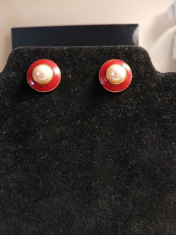 Vintage Monet Goldtone Red Enamel And Faux Pearl Pierced Earrings.