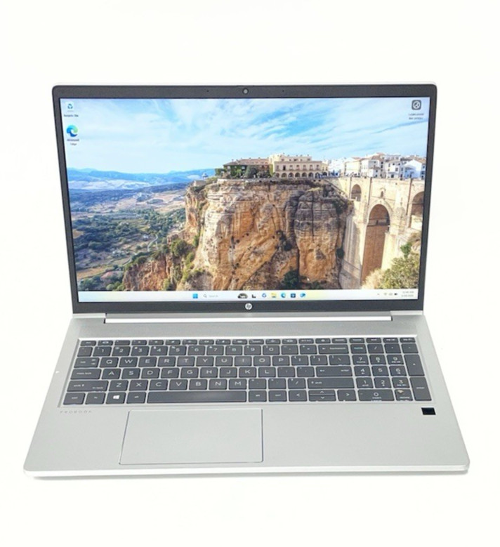 HP ProBook 450 G8 / i5-1135G7 @2.40GHz / 128GB NVMe / 16GB RAM / Win 11 PRO