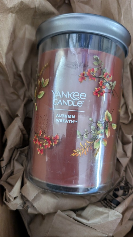 Yankee Candle 20oz Autumn Wreath 2-Wick 567g Home Decor New