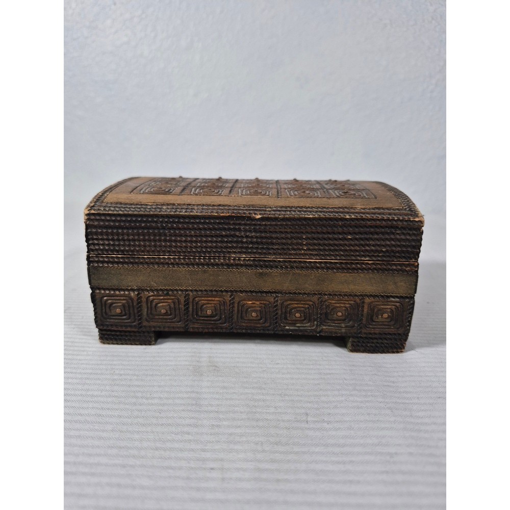 Vintage Hand Carved Wooden Trinket Box Footed Geometric Jewelry Chest Brown