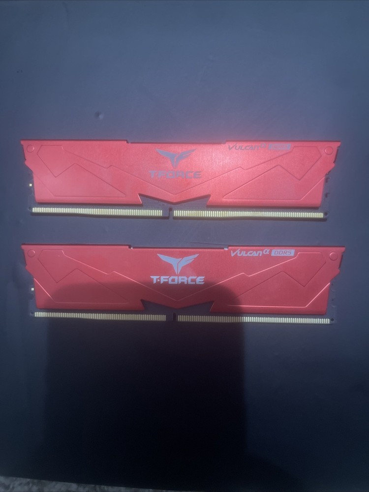 TEAMGROUP T-FORCE VULCANα 32GB (2 x 16GB) PC5-44800 (DDR5-5600) DIMM Memory -...