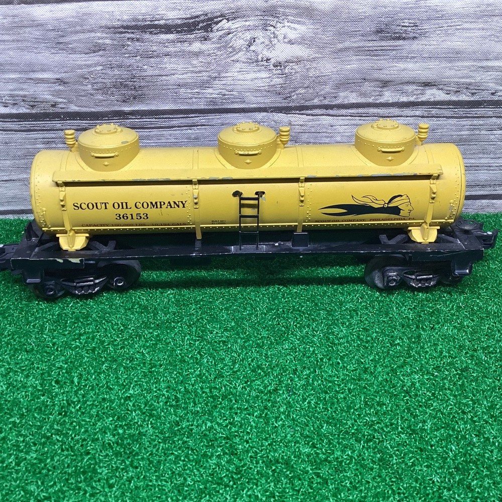 Lionel Triple Dome Tank Car Scout Oil Company #36153