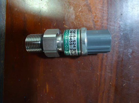 Pressure Sensor KM15-S24 Range: 0-35 MPa