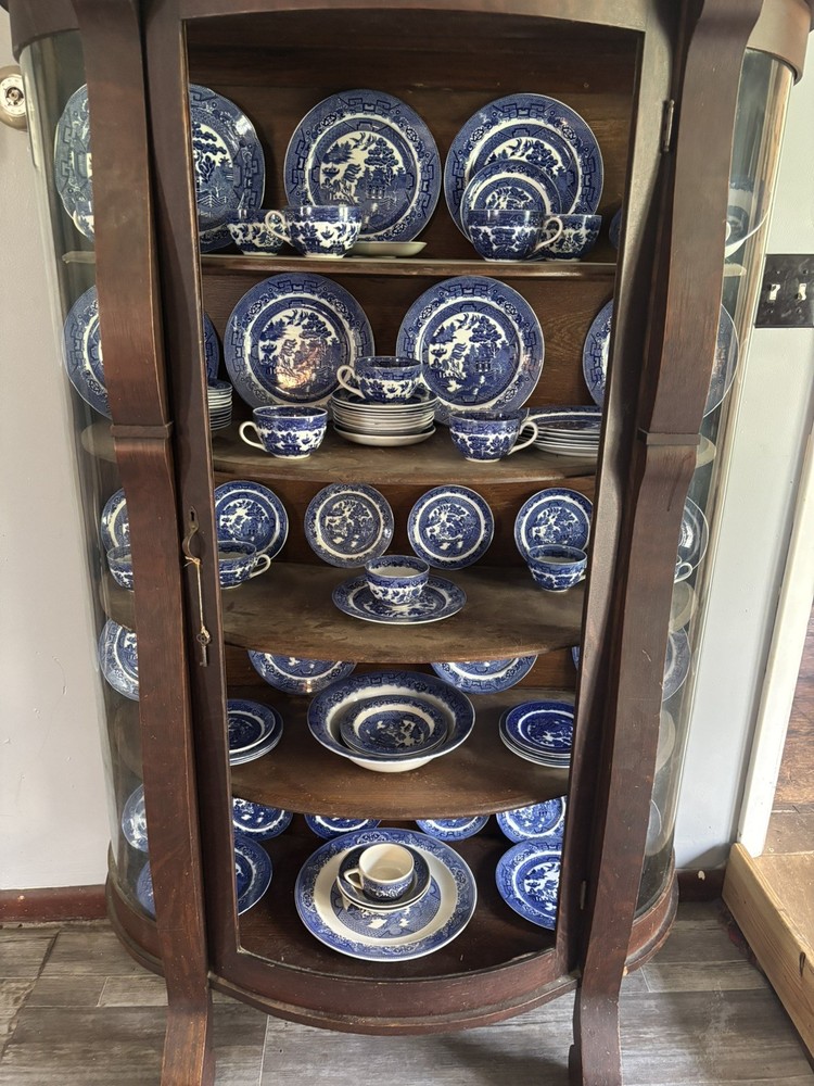 Allerton England Blue Willow Ware Royal China