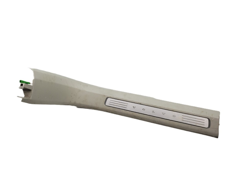 Volvo XC90 Left Front Sill Scuff Plate Trim Cover OEM Part 31363642 2016-2022 Model