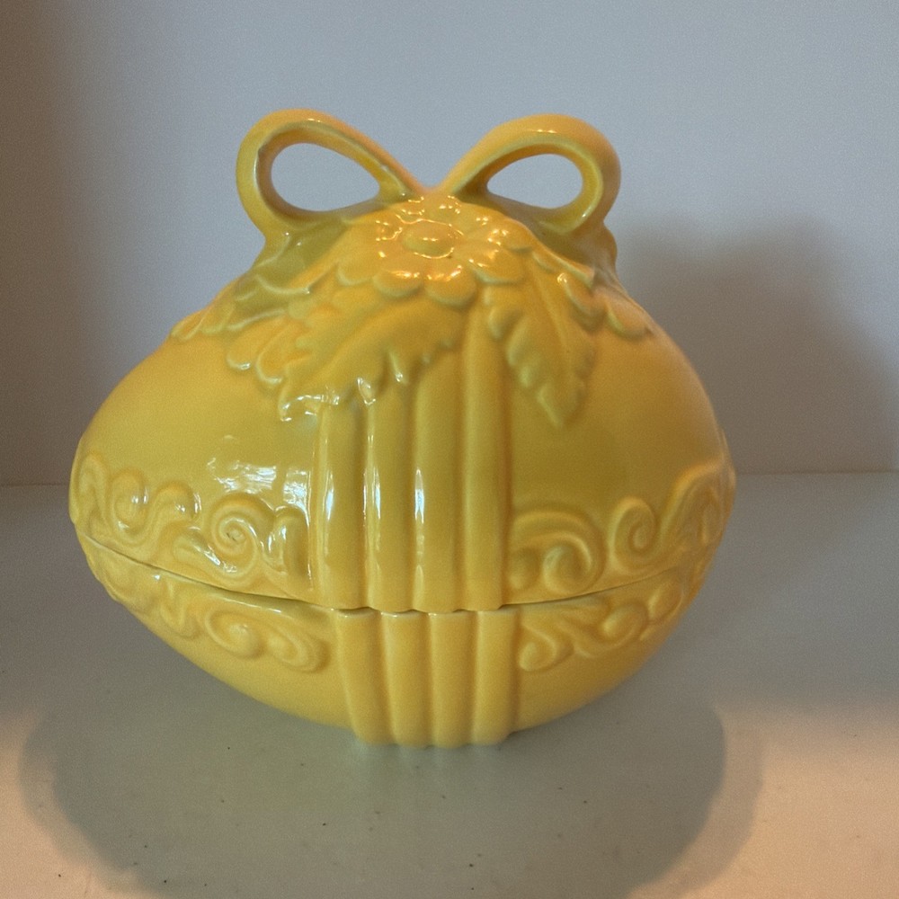 Vintage  Egg Shape Daisies Candy Dish Lidded Handcrafted Ceramic Easter Yellow