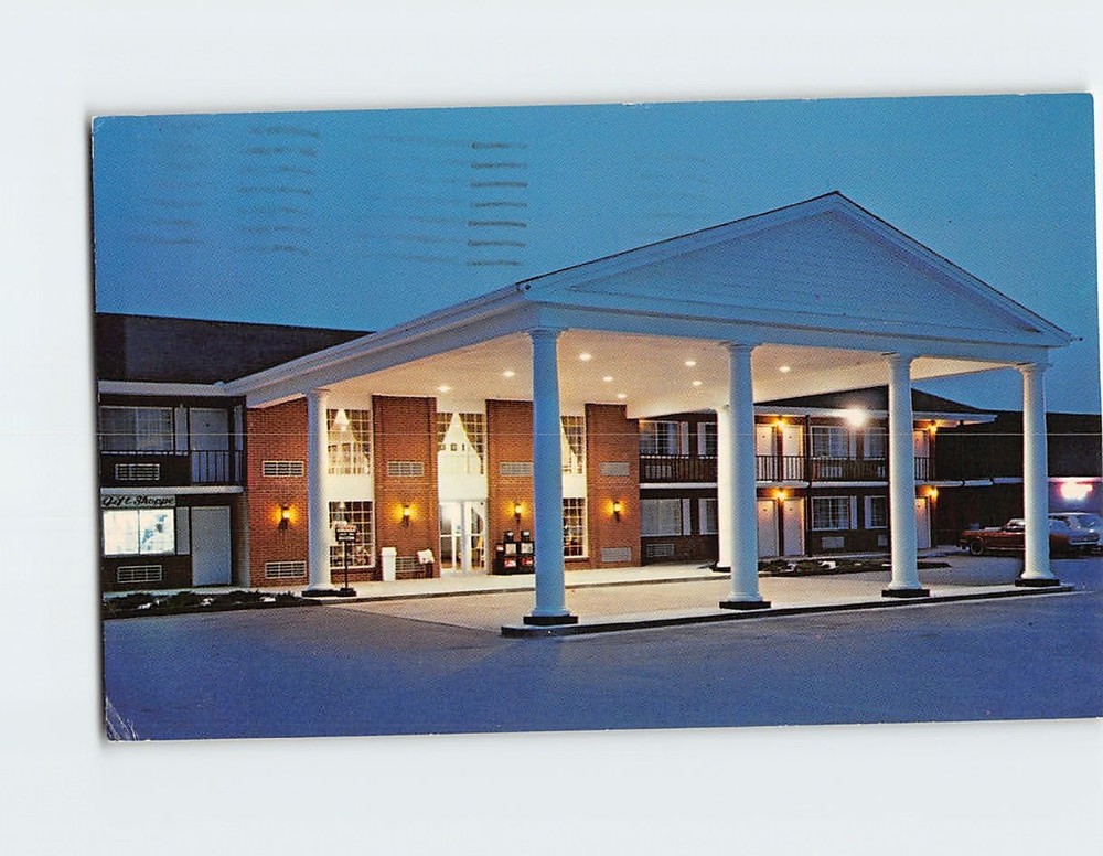 Postcard Ramada Inn Ogallala Nebraska USA