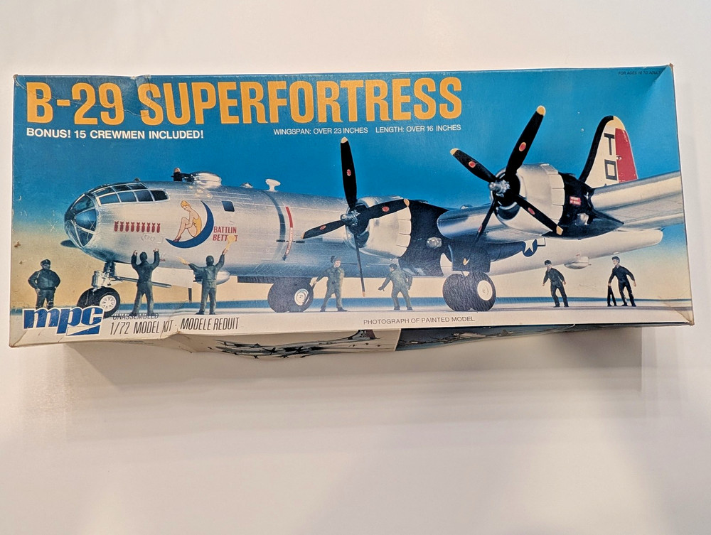 Vintage MPC 1/72 B-29 Superfortress Model Kit 2-0551 Battlin Betty 15 Crew