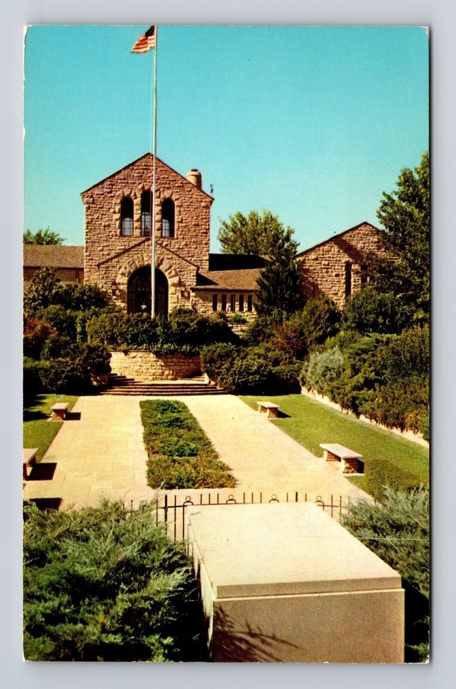 Claremore OK-Oklahoma, Will Rogers Memorial, Antique, Vintage Postcard