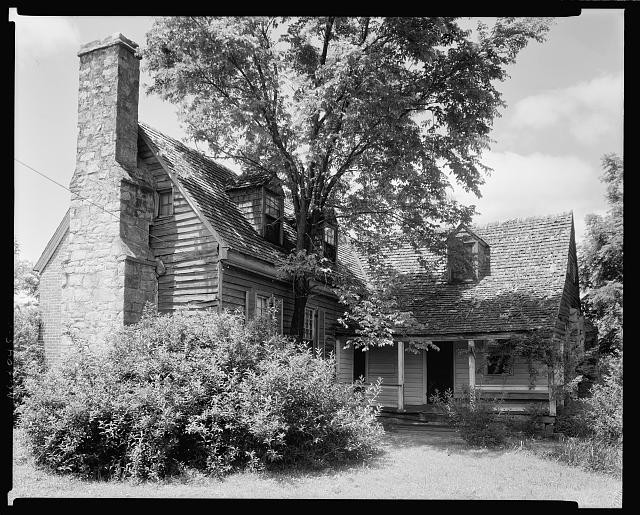 Warrenton North Carolina Hudgins House 1938 Chimneys Shrubs Architecture