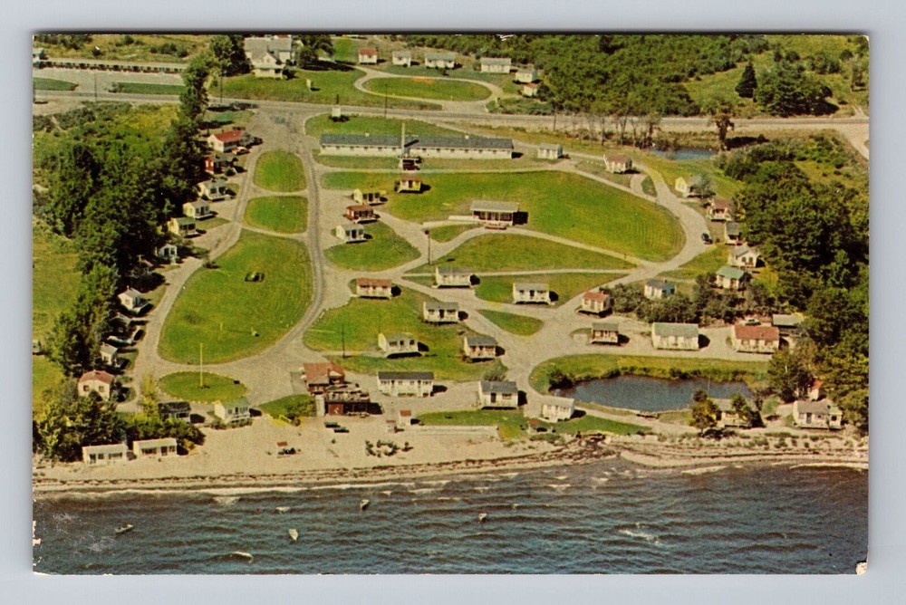 Maine ME Belfast Colonial Gables Motel & Cottages Vintage Postcard