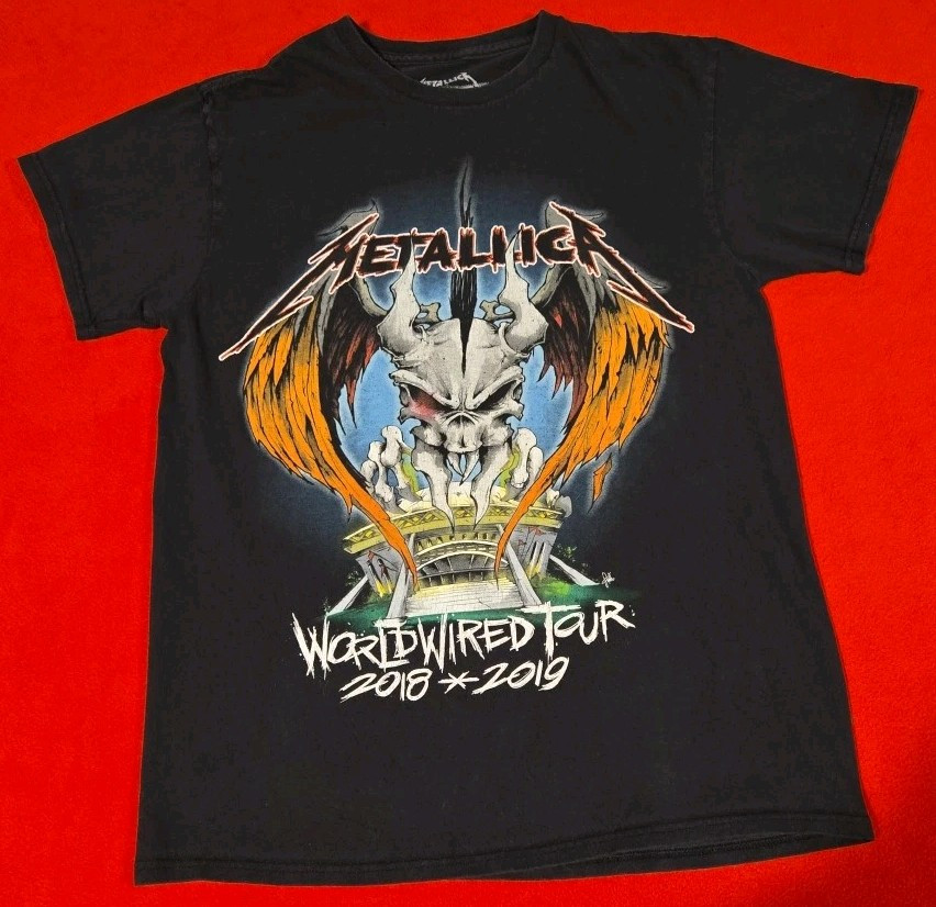 Metallica Black Graphic World Wired Tour 2018-19 T-shirt Tee Adult Size Medium