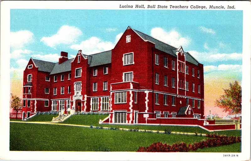 Postcard SCHOOL SCENE Muncie Indiana IN m/09 AM5804