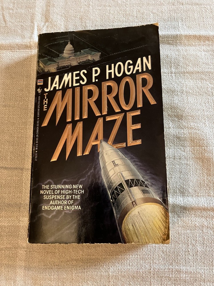 The Mirror Maze By James P. Hogan 1989 Bantam Paperback