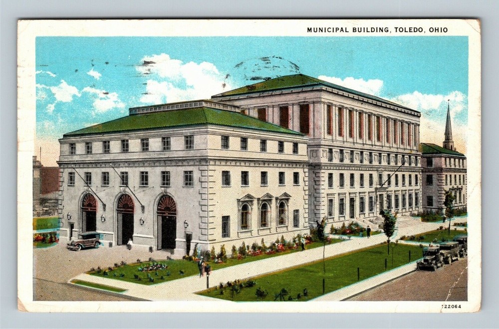 Toledo OH, Municipal Building, Period Cars, Gardens, Ohio c1929 Vintage Postcard