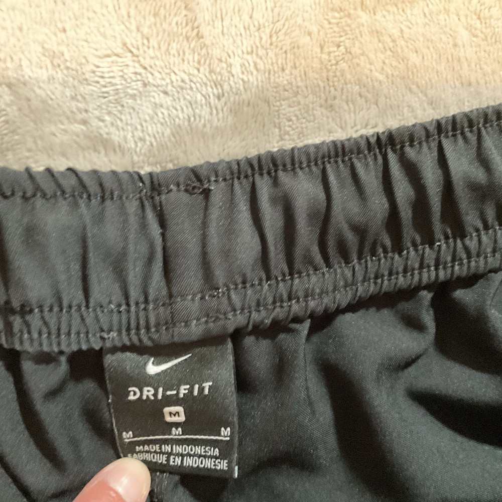 Nike DriFit Pants Men's Size Medium Black Woven Active Training Gym  Lightweight