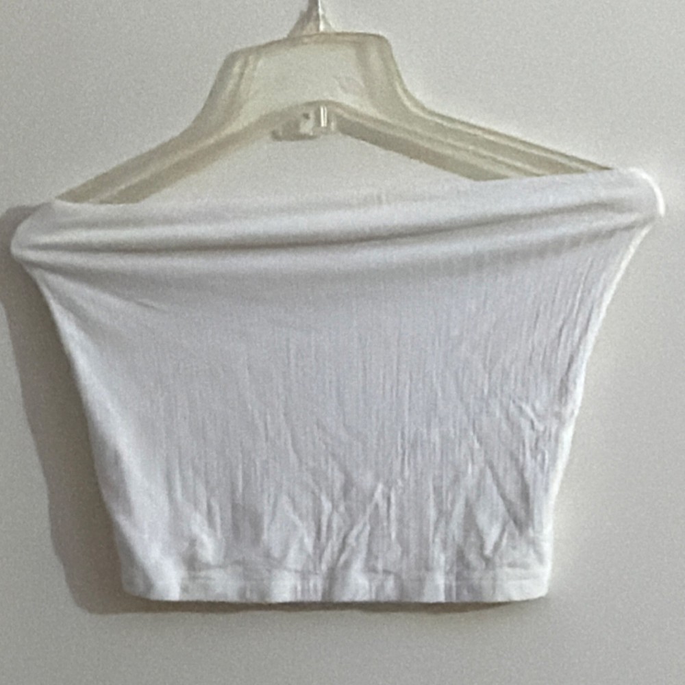 American Eagle Outfitters Women's White Rib Off-Shoulder Cropped Tube Top M