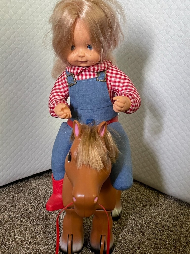 1984 Kit And Kaboodle Ideal Cowgirl Doll And Action Pony