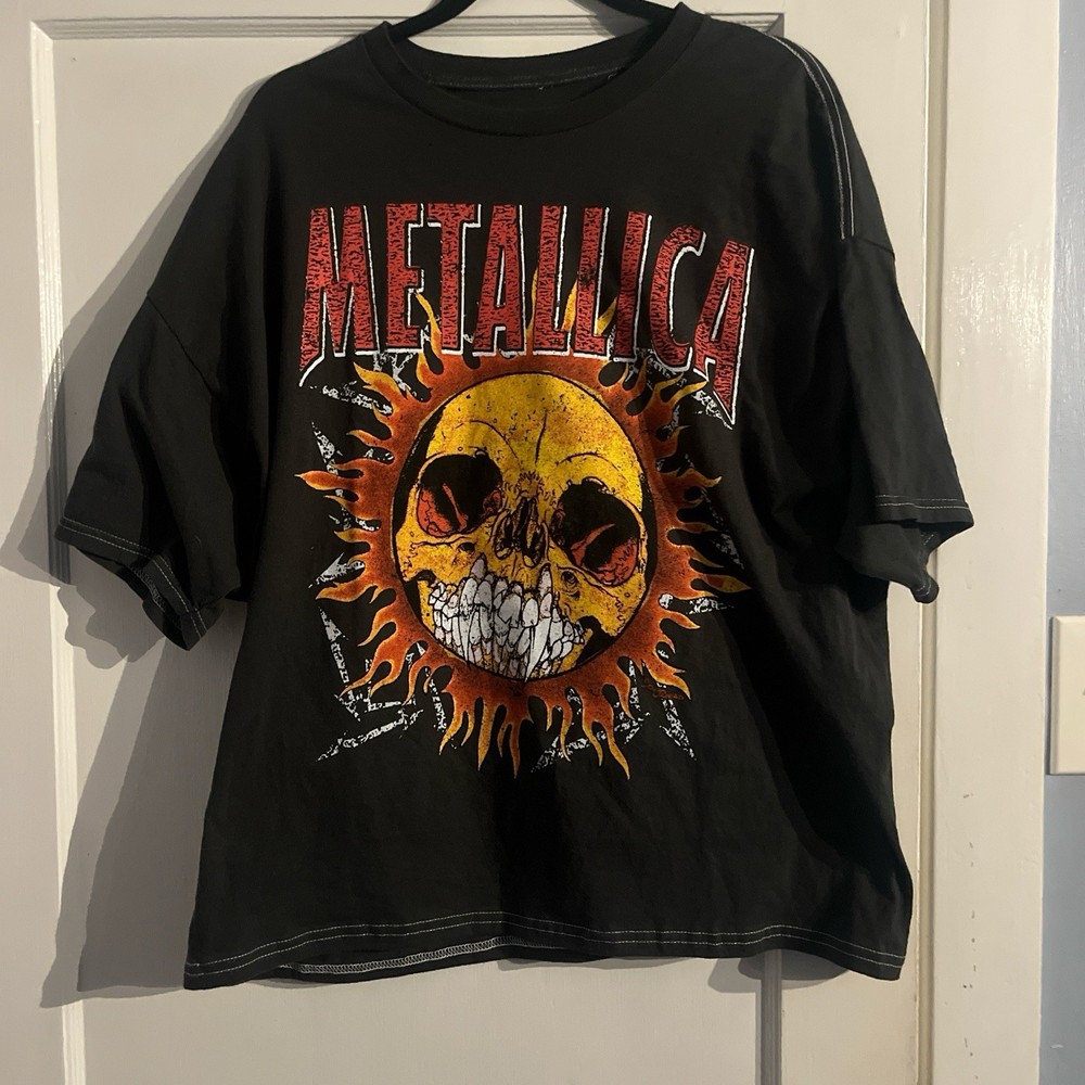 Metallica Sun Skull Graphic T-shirt Men  Large Black Wash Long Sleeve Music