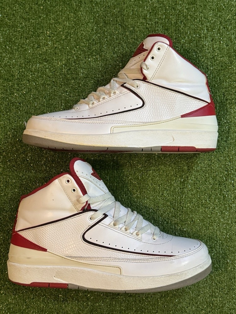 Air Jordan 2 Chicago Home Basketball Sneakers Men’s Size 10.5 Retro Jordan’s
