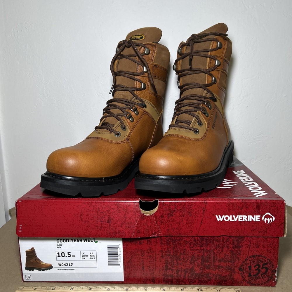 Wolverine Men's 8 Inch Round Toe Leather Boots Size 10.5 EW W04217