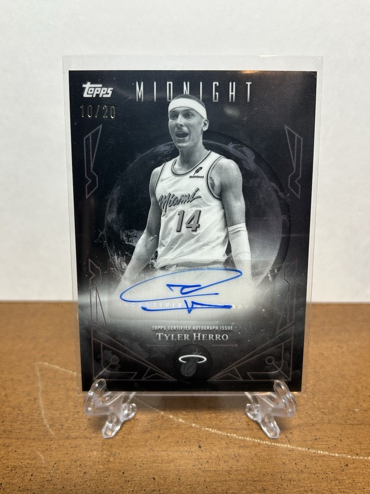 2025-26 Topps Midnight Tyler Herro Auto /20 Equinox Miami Heat