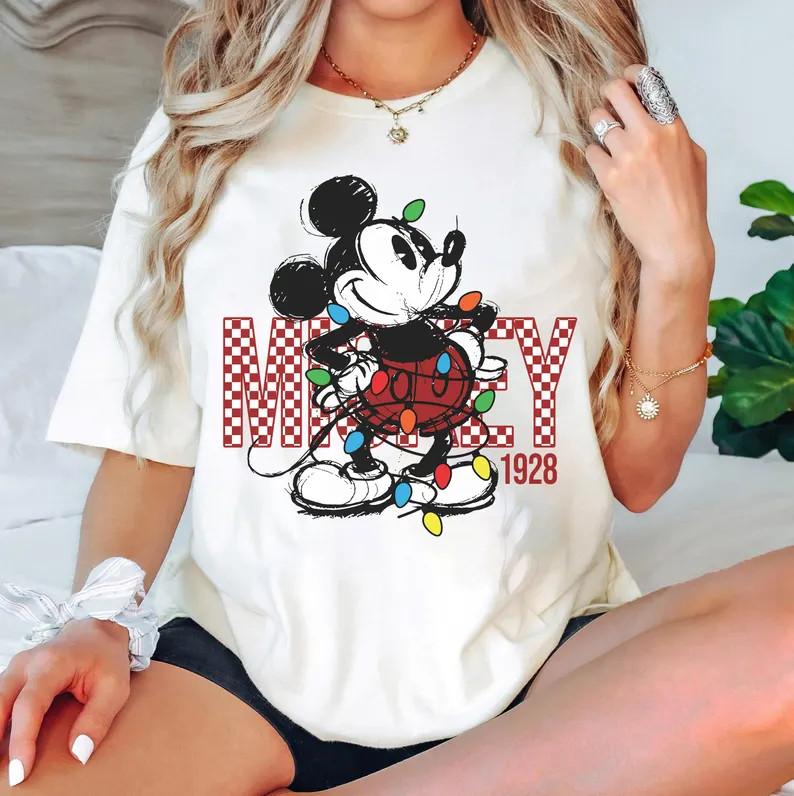 Disney Mickey And Friends Christmas Lights T-shirt Unisex