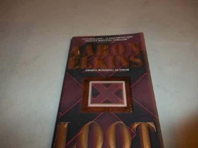 Loot - Paperback, by Elkins Aaron - Acceptable n