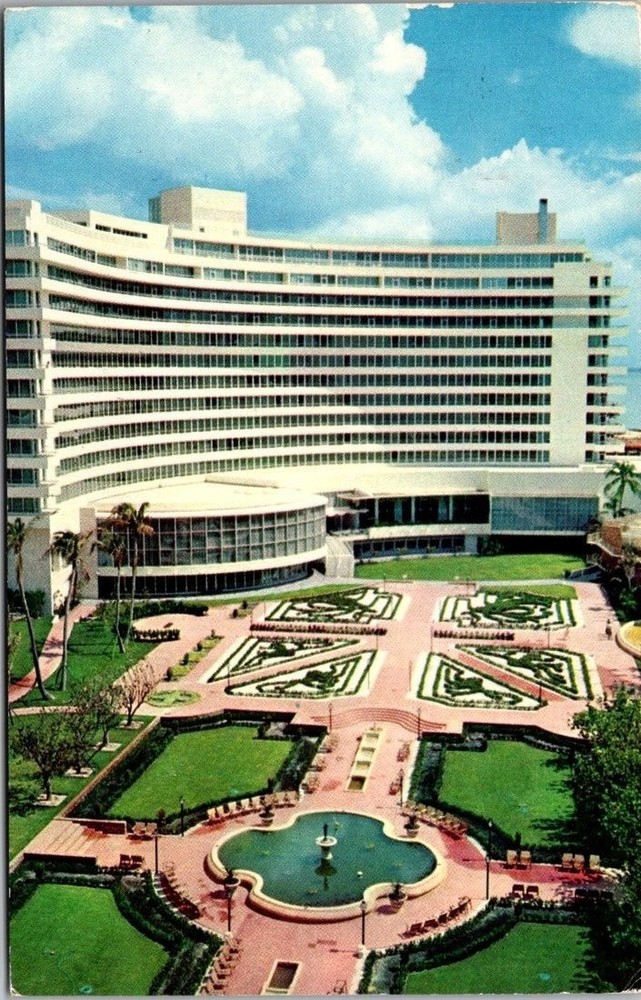 1957 Fontainebleau Hotel Miami Beach FL Vintage Postcard Curteichcolor