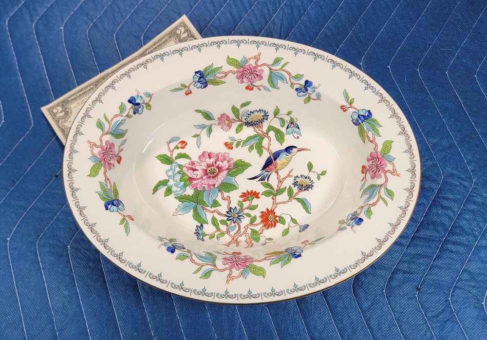 AYNSLEY Pembroke (Gold Trim) Oval Vegetable / Serving Bowl -10 3/4