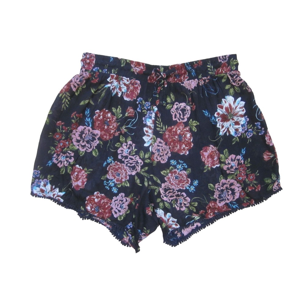 NWT PASSPORT Woman Black w/ Multi Flower Print Crochet Lace Trim Shorts Sz 3X