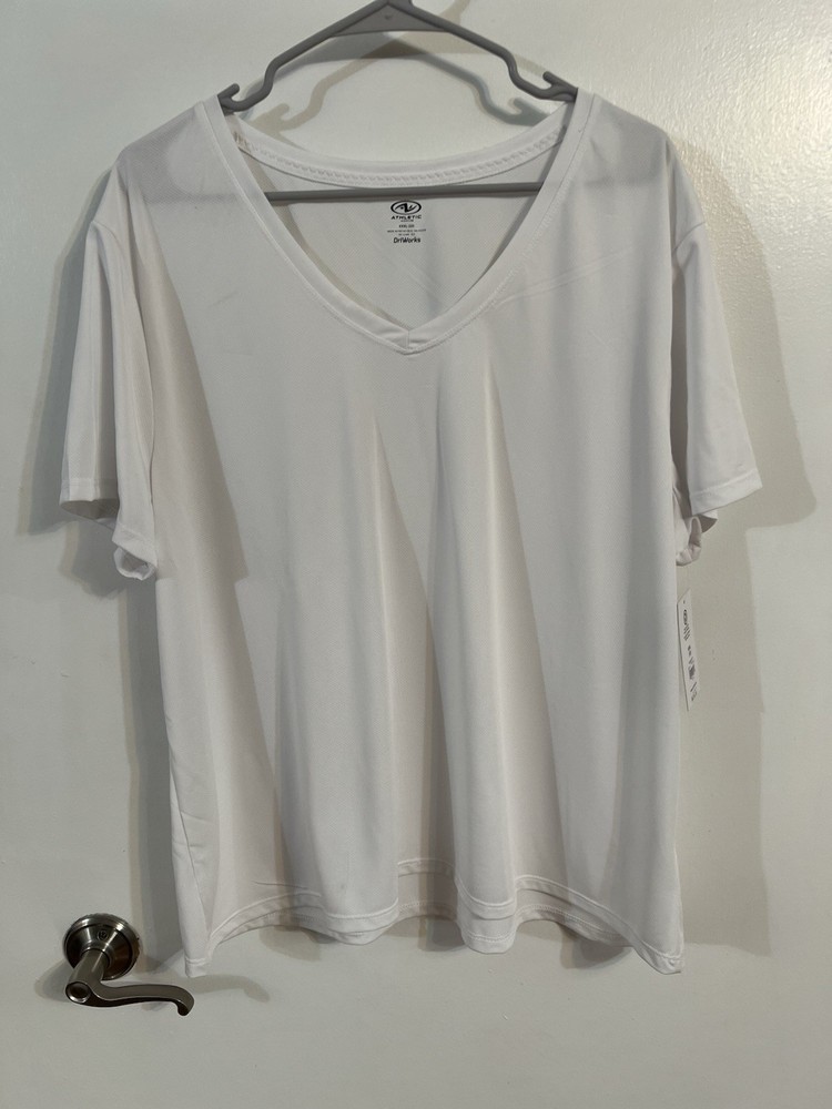 Athletic Works Women’s Plus Core Active V-Neck T-Shirt – Size XXX (22)