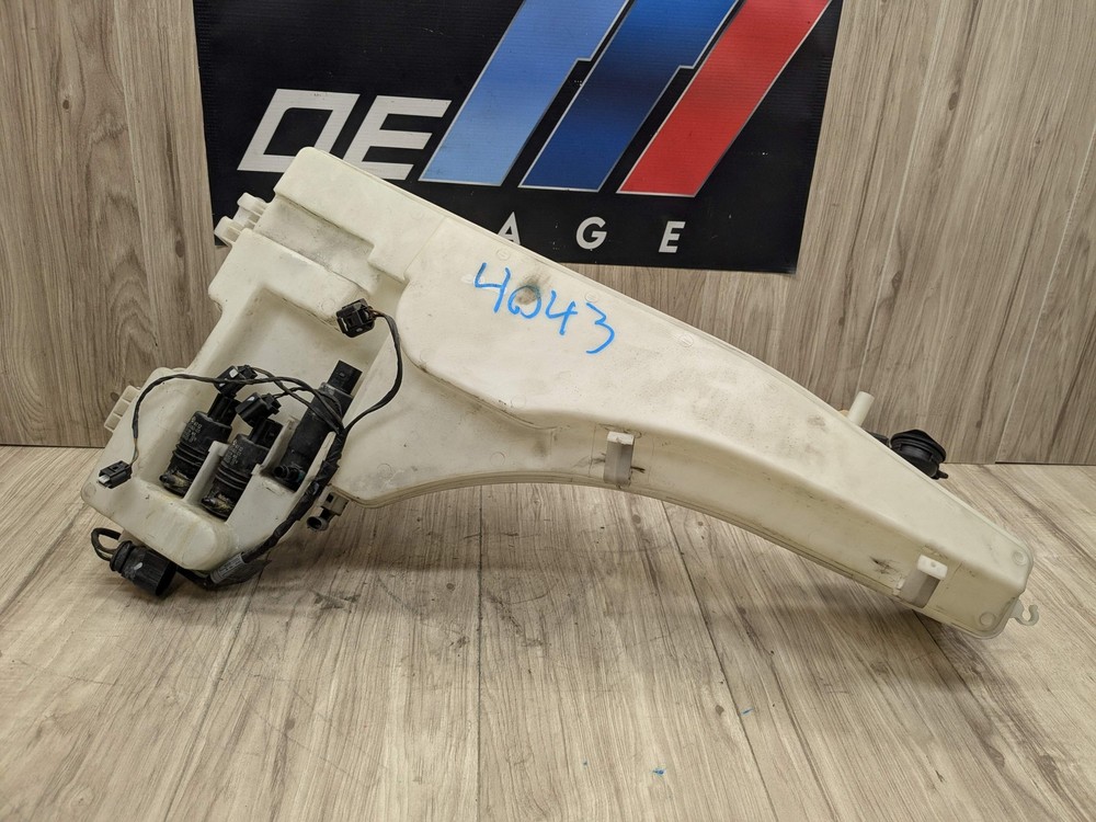 07-13 OEM BMW E70 X5 X5M Windshield Wiper Washer Fluid Pump Reservoir Tank