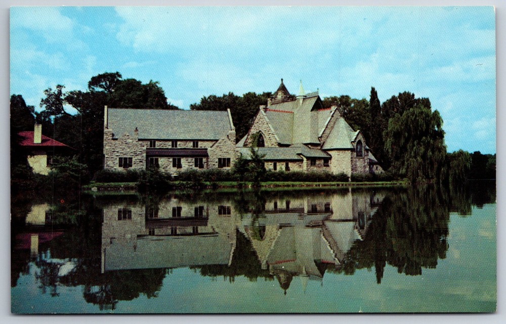 New York~Trinity Episcopal Church Bldg Seen On Van Cleef Lake~Vintage Postcard