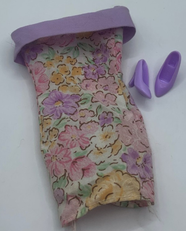 Vintage Barbie Doll Fashion Pack Outfit Shoes Flower Pastel Dress Floral